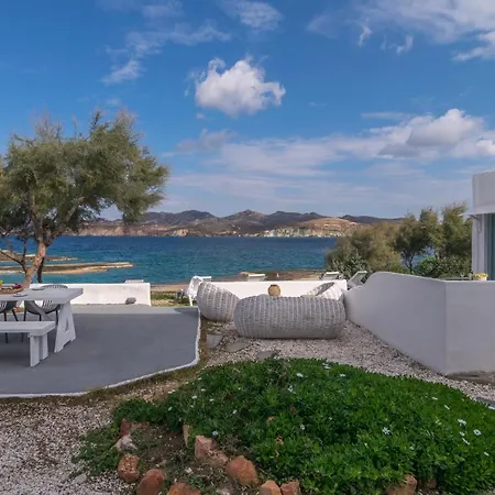 Small Beach House *