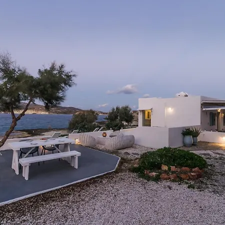 Small Beach House *